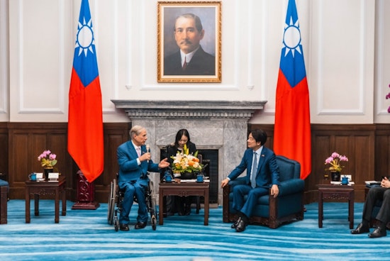 Texas Governor Greg Abbott Initiates Economic Partnership Talks in Taipei, Stresses Stronger Ties with Taiwan