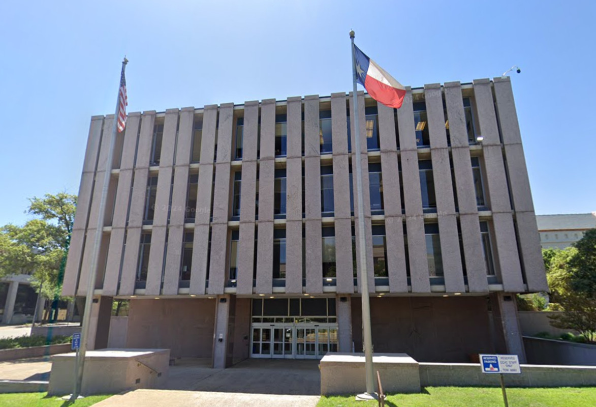 Texas Lends a Hand, Over 100 Firefighters Deployed to Support
