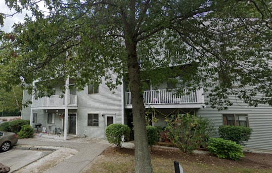 Three Injured in Early Morning Stabbing at Holbrook Apartment Complex, Police Investigate