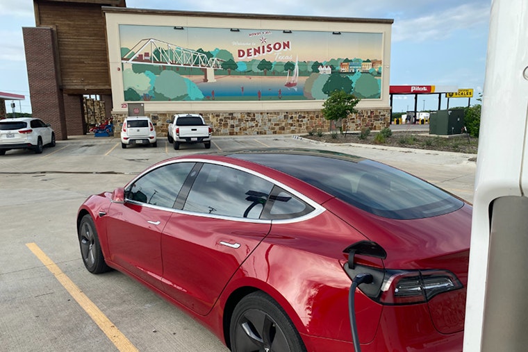 TxDOT's Michael Chamberlain Drives Electric Vehicle Awareness Across 8,300 Miles