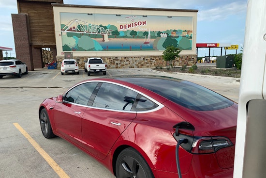 TxDOT's Michael Chamberlain Drives Electric Vehicle Awareness Across 8,300 Miles