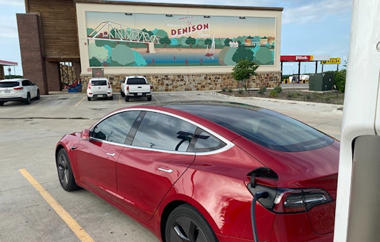 TxDOT's Michael Chamberlain Drives Electric Vehicle Awareness Across 8,300 Miles