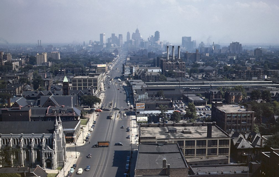 Unhealthy Air Quality Engulfs Metro Detroit Post-Independence Day Fireworks Amid Absence of Official Alert