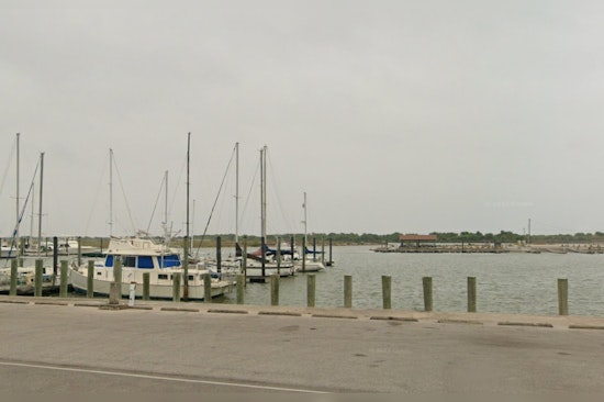 U.S. Coast Guard Searches for Missing Divers off Matagorda Coast, Community Urged to Aid Effort