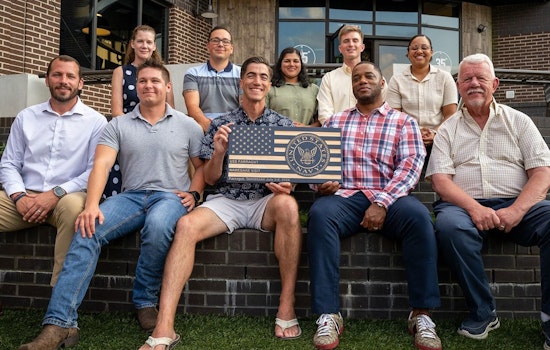 USS Farragut Sailors Forge Strong Bonds with Namesake Town of Farragut During Community Visit