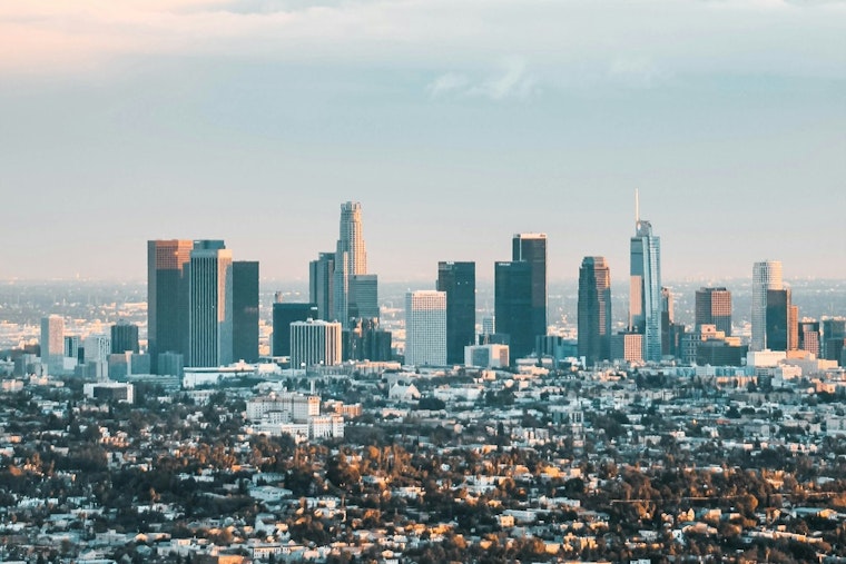 Warm, Sunny Week Ahead for Los Angeles with Highs Climbing to Low 90s