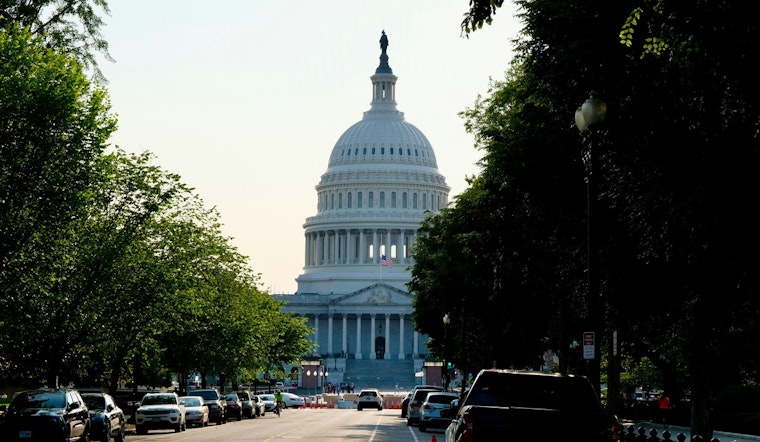 Washington D.C. Braces for Showers and Thunderstorms, Brighter Weekend Ahead