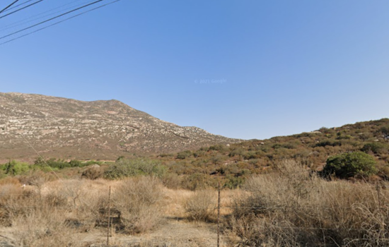 Wildfire Ignites in Eastern San Diego County, Threatens U.S.-Mexico Border Region
