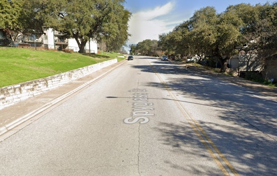 Worker Critically Injured After 30-Foot Fall from Scaffolding in South Austin