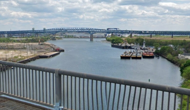 12 Party-goers Safely Rescued from Schuylkill River Following Boat Distress Near Platt Bridge