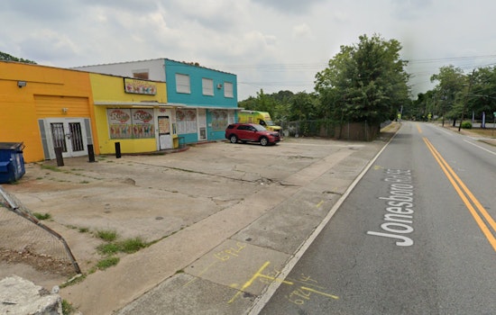 62-Year-Old Man Injured in Drive-By Shooting Near Atlanta Ice Cream Shop, Suspects at Large