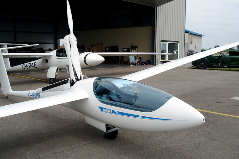 84-Year-Old Pilot Dies in Glider Crash at Caesar Creek Soaring Club in Warren County