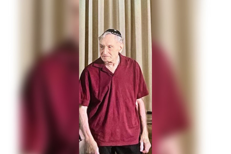 88-Year-Old Man Reported Missing in Philadelphia, Police Urge Public Assistance