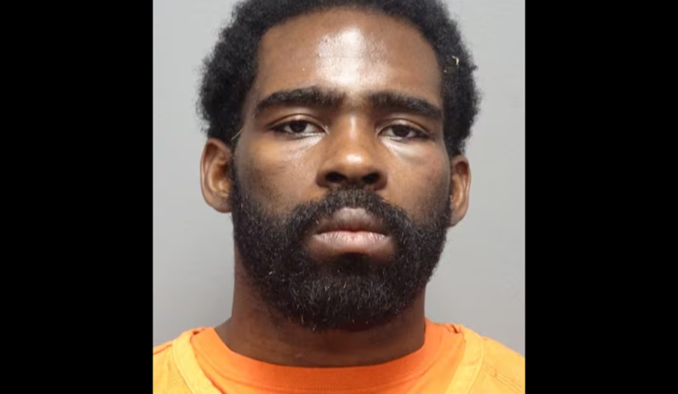 Accused Cleveland Officer's Killer Delawnte Hardy's Escape Attempt in Cuyahoga Jail Caught on Video