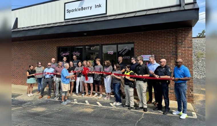 Acworth Welcomes New Craft Store SparkleBerry INK with Ribbon-Cutting Ceremony
