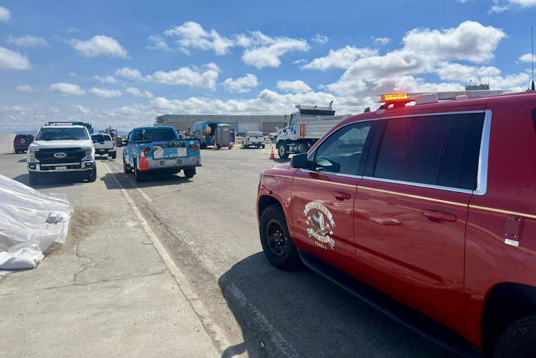 Alameda Emergency Crews Quick to Contain Monarch Street Gas Leak After Construction Accident