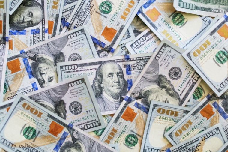 Americans Raise the Bar on Wealth, $2.5 Million Net Worth Now Seen as Rich