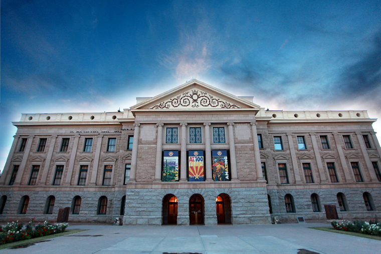 Arizona's Cannabis Market at a Crossroads, Corporate Influence and Female Leadership in Focus