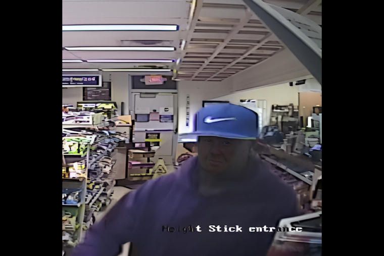 Armed Robbery at Columbus Get Go Gas Station, Suspect Sought After Intimidating Clerks and Fleeing with Cash