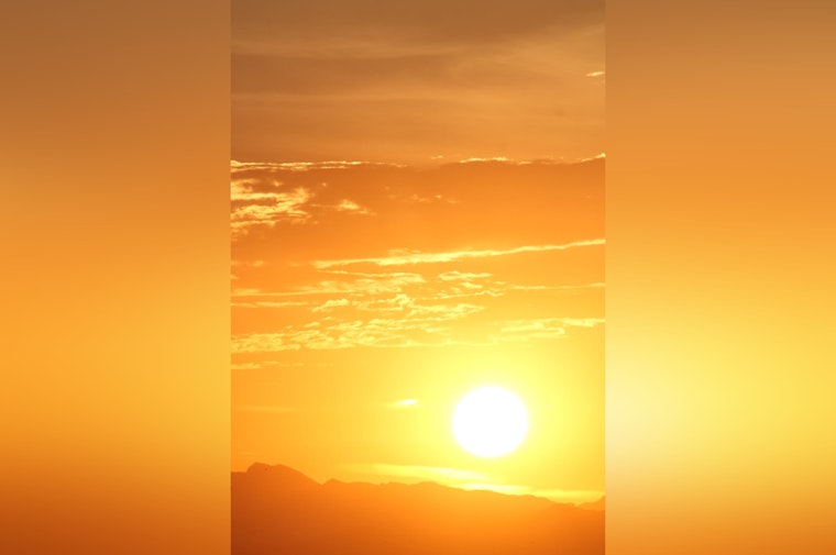 Atlanta Scorchers Brace for Highs Near 96 Degrees, Potential Break with Labor Day Rain