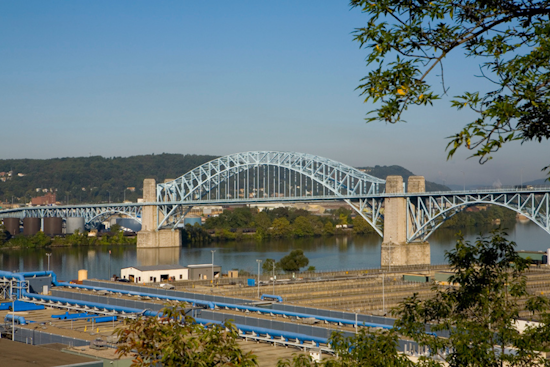 Authorities Launch Manhunt for Driver After Two-Vehicle Collision on Pittsburgh's McKees Rocks Bridge, Mother and Daughter Hospitalized