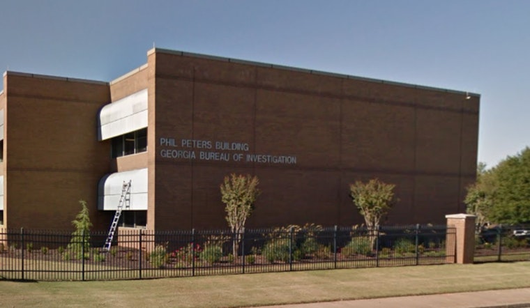 Barrow County Jailer Charged for Allegedly Tainting Inmates' Food with Pepper Spray