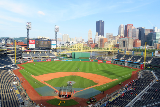 Barry Bonds, Jim Leyland, Manny Sanguillen Inducted into Pittsburgh Pirates Hall of Fame