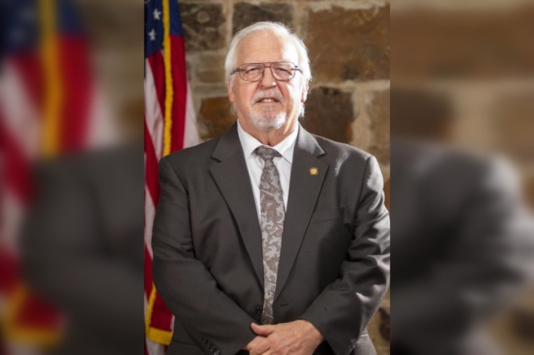 Bastrop Mayor Lyle Nelson Faces Recall Effort Amid Allegations and Clerical Hurdles