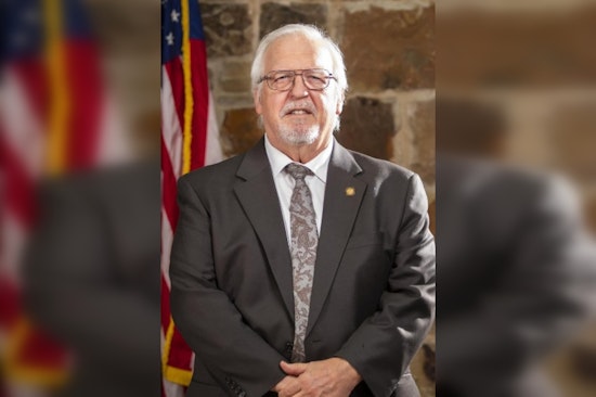 Bastrop Mayor Lyle Nelson Faces Recall Effort Amid Allegations and Clerical Hurdles