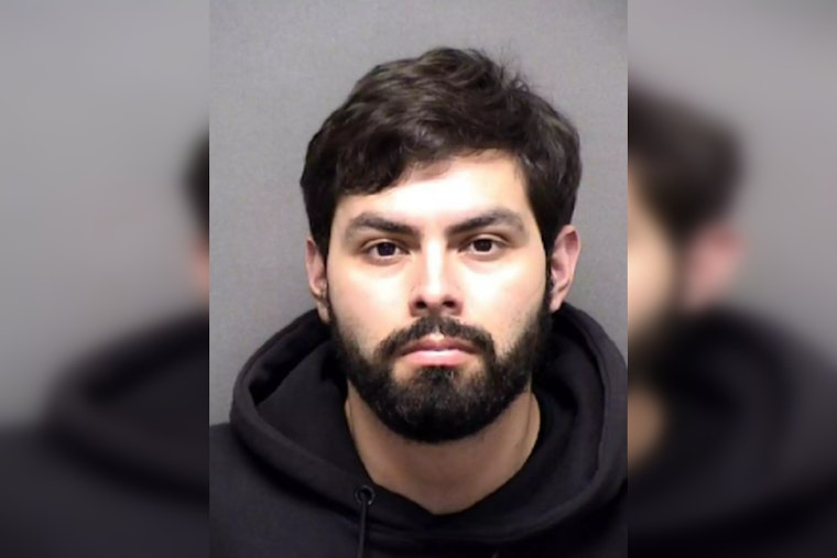 Bexar County Drops Charges Against Ex-Officer Oscar Cruz Post-Mistrial in San Antonio
