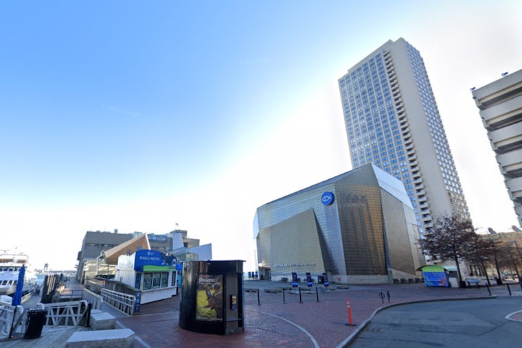 Boston to Revel in Sunny Skies and 80s This Weekend, Chance of Showers Looms for Monday