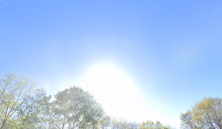 Charlotte Braces for Isolated Showers Amidst Heat Wave, NWS Advises Caution
