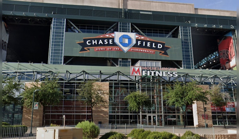 Chase Field's Cooling Woes, Arizona Diamondbacks Fans and Players Battle In-Stadium Heat in Phoenix