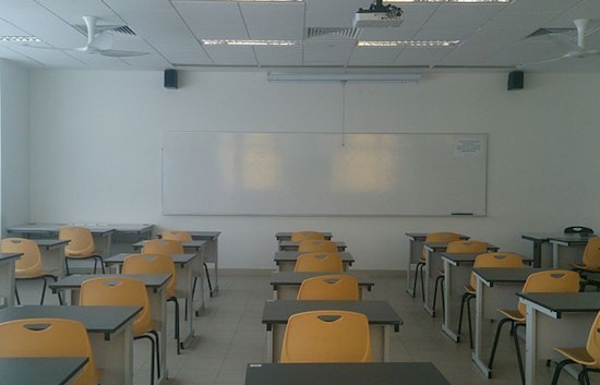 Chicago Area Schools Adjust Schedules Amid Record Heatwave and Weather Warnings