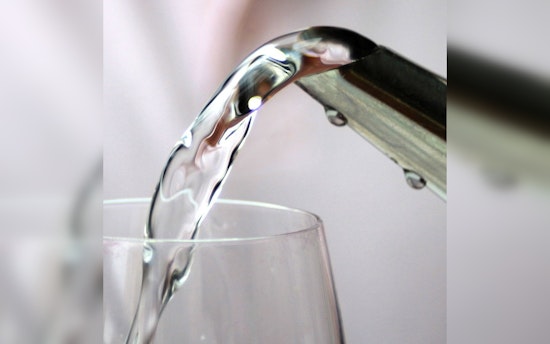 Chicago Crisis, Shocking Study Exposes 70% of Windy City Kiddos Drinking Lead-Laced Water!