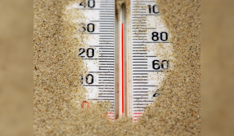 Chicago Opens Cooling Centers Amidst Sweltering Heatwave, Emergency Services Urge Preparedness