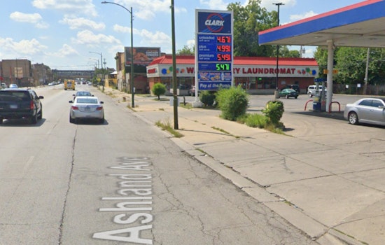 Chicago Police Alert Englewood Residents of Armed Robberies