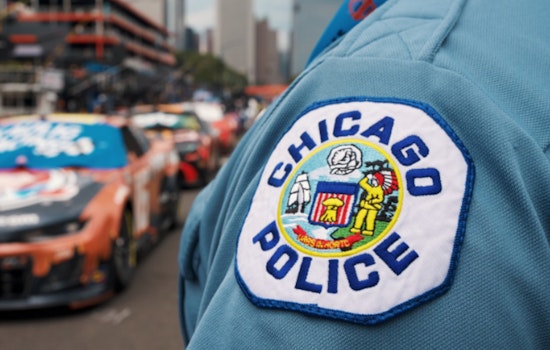 Chicago Police Officer Filmed Pointing Gun at Crowd During Street Takeover, Prompting Investigation