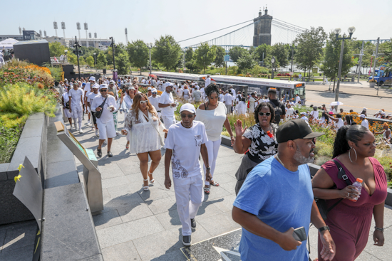 Cincinnati Celebrates Black Music Heritage at Induction Ceremony for Walk of Fame
