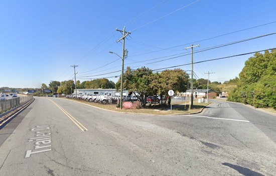 CMPD Homicide Detectives Investigating Death on Trailer Drive in Charlotte