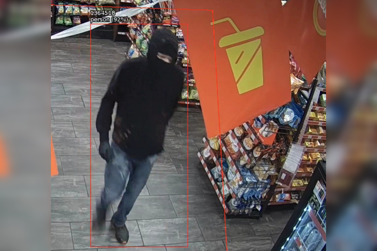 Columbus Police Search for Suspected Young Male in Early Morning Gas