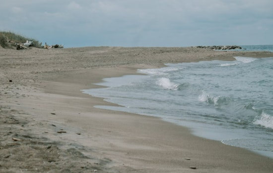 Concerns Rise Over Fecal Bacteria and Vibrio Risks Along Texas Coast