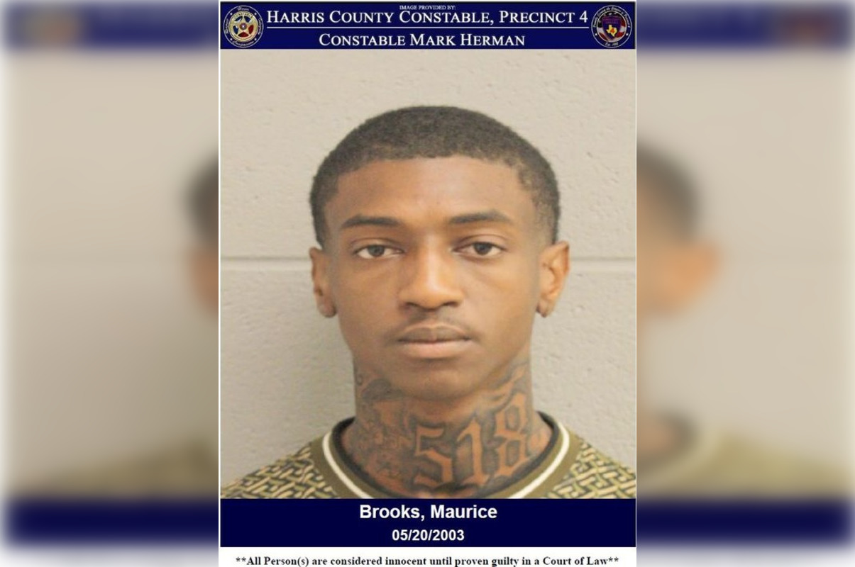 Convicted Felon Arrested for Illegal Firearm Possession During Traffic