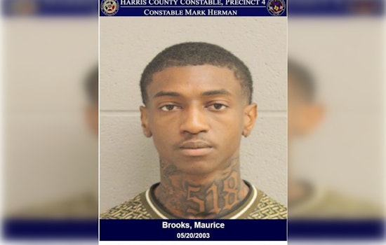 Convicted Felon Arrested for Illegal Firearm Possession During Traffic Stop in North Harris County