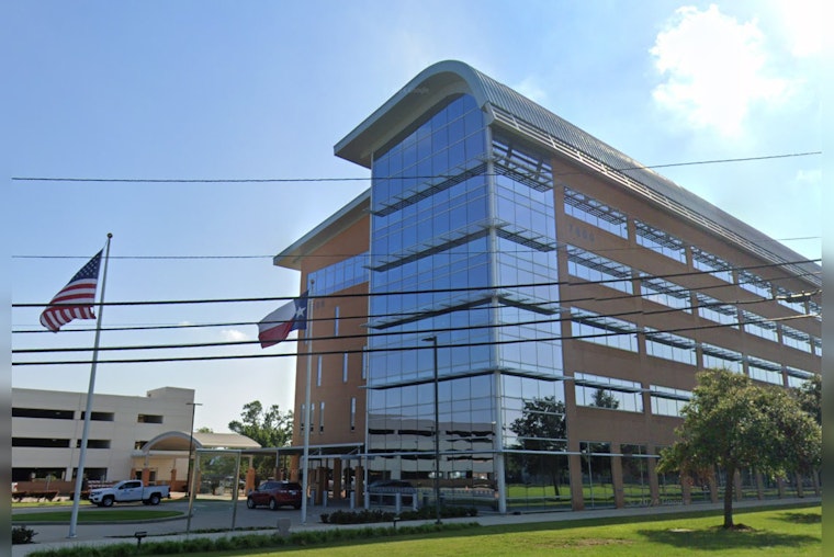 Costs Gush Over $400 Million for Houston's I-10 Elevation Project, TxDOT Persists Amid Local Concerns