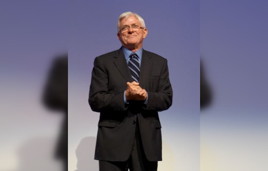 Daytime TV Trailblazer Phil Donahue Passes Away at 88