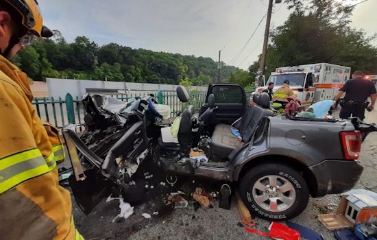 Early Morning Collision on Chartiers Avenue Leads to Dramatic Rescue and Traffic Delays in Pittsburgh