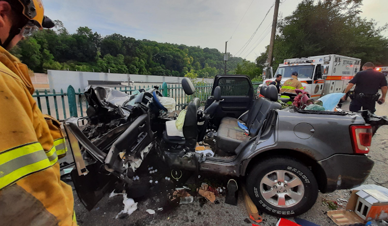 Early Morning Collision on Chartiers Avenue Leads to Dramatic Rescue and Traffic Delays in Pittsburgh