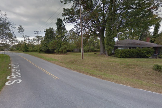 Edgewater Stabbing Leaves Woman Dead and Man Critically Injured, Police Probe Tragic Incident