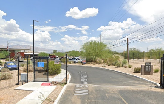 El Güero Canelo Celebrates "El Güero Canelo Day" in Tucson for Promoting Pet Care in Partnership with Pima County